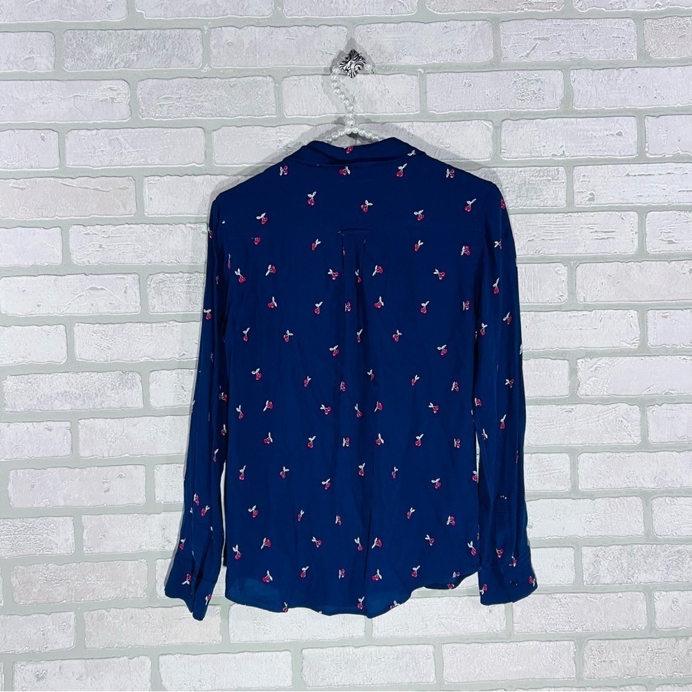 Rails Kate Long Sleeve Button Down Shirt in Navy Cherries Size XS - Picture 5 of 8